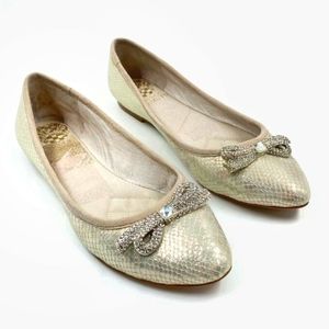 VINCE CAMUTO Tanyah Crystal Bow Ballet Flats 6.5